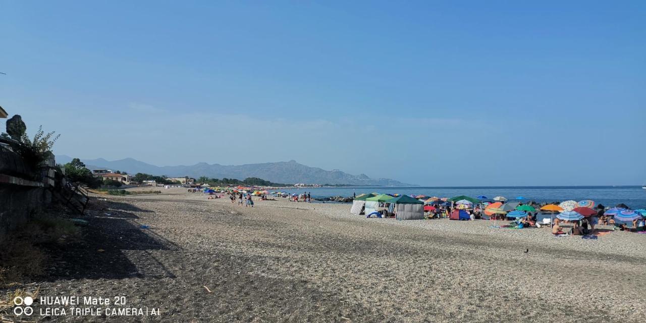 马斯卡利Sea Garden, Fronte Mare Con Piscina公寓 外观 照片