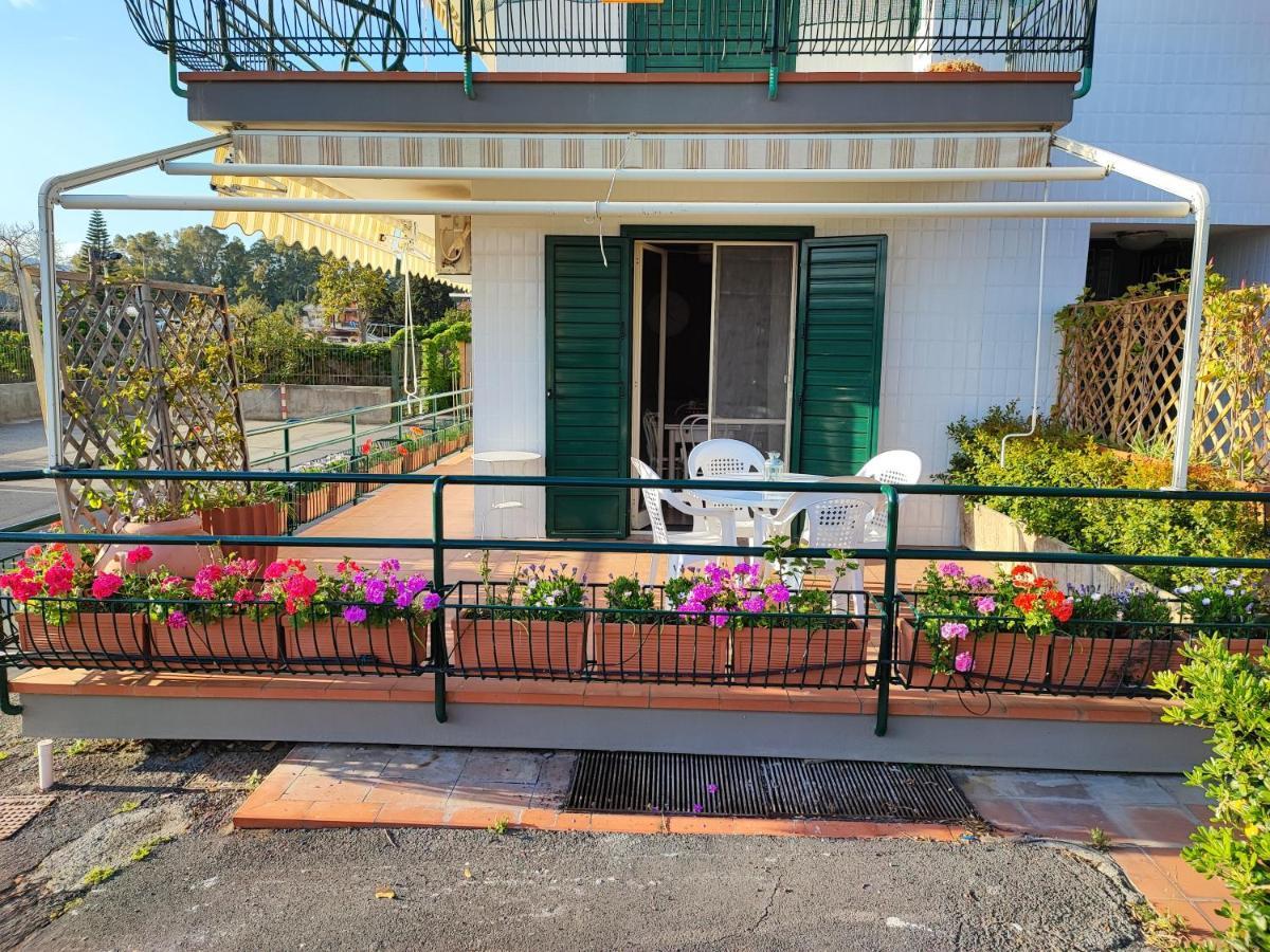 马斯卡利Sea Garden, Fronte Mare Con Piscina公寓 外观 照片