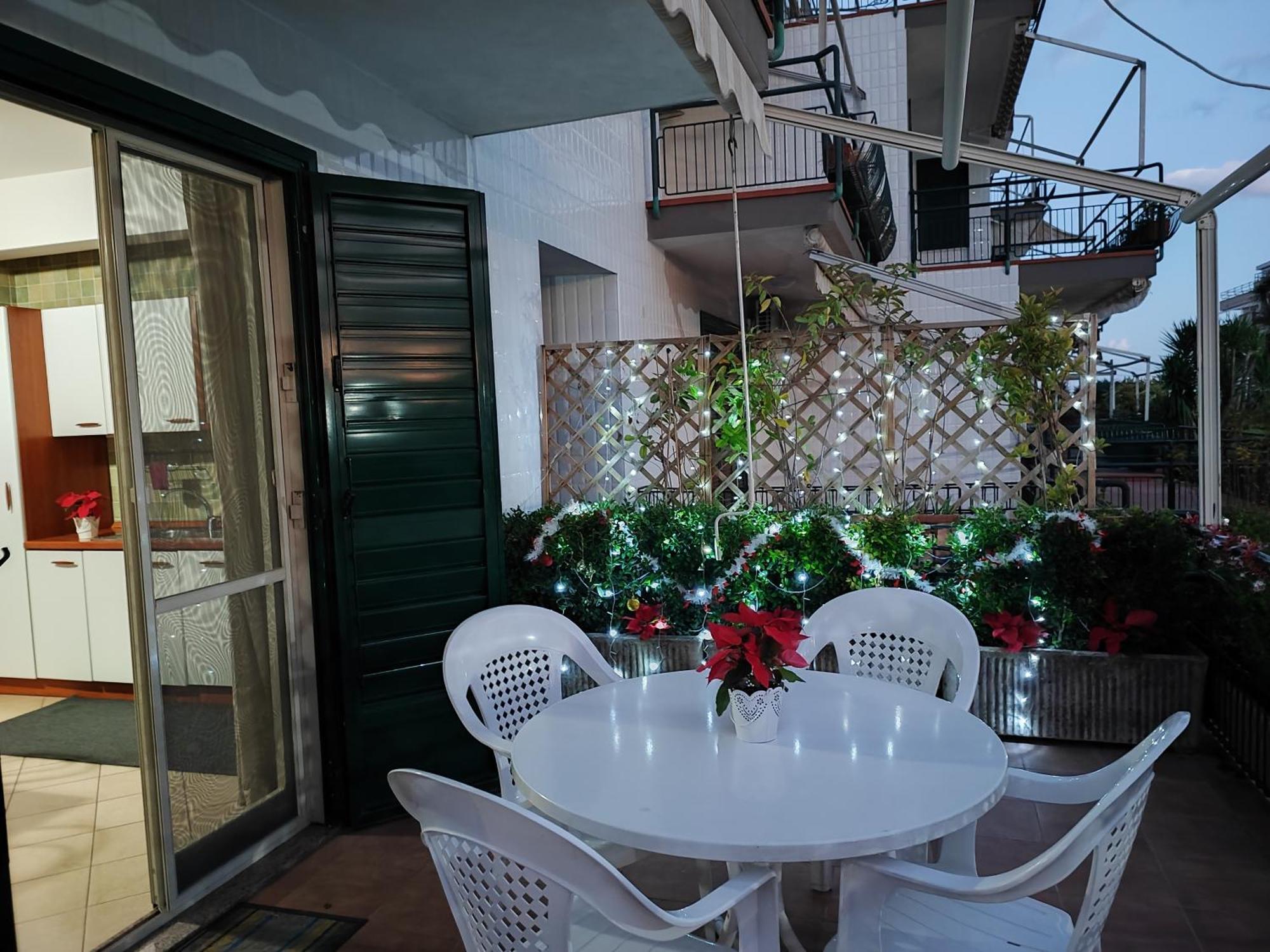 马斯卡利Sea Garden, Fronte Mare Con Piscina公寓 外观 照片